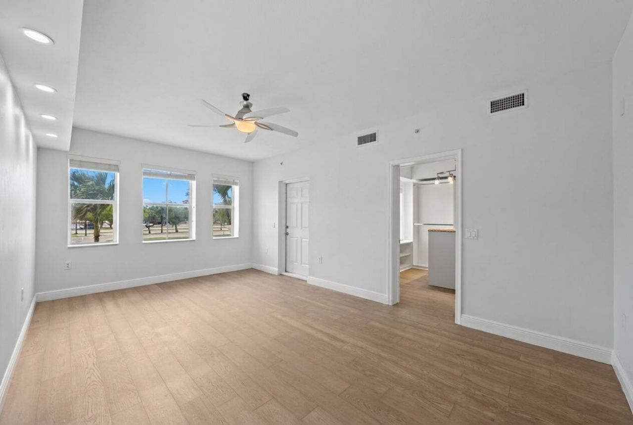 2051 SE 3rd Street, Unit Th8, Deerfield Beach, FL 33441 Photo