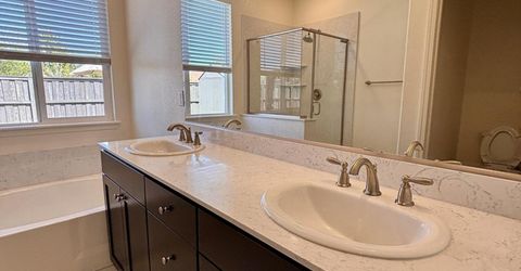 2093 Marcus Way, Sparks, NV 89436 Photo