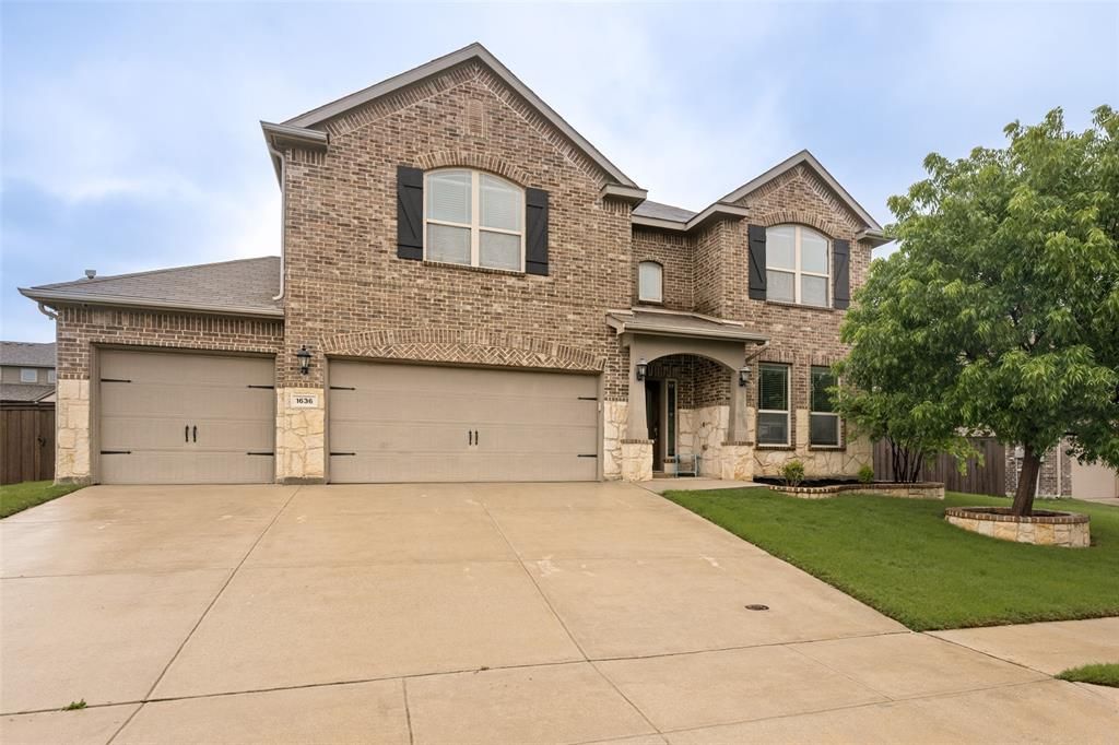 1636 Suncatcher Way, Fort Worth, TX 76052 Main Photo