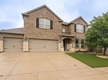 1636 Suncatcher Way, Fort Worth, TX 76052
