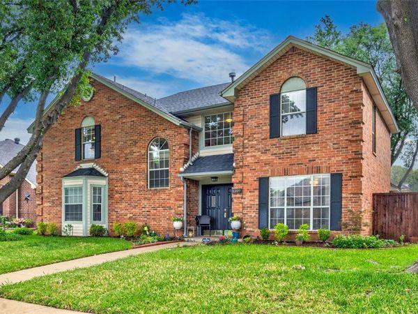 1309 Falcon Drive , Lewisville, TX 75077