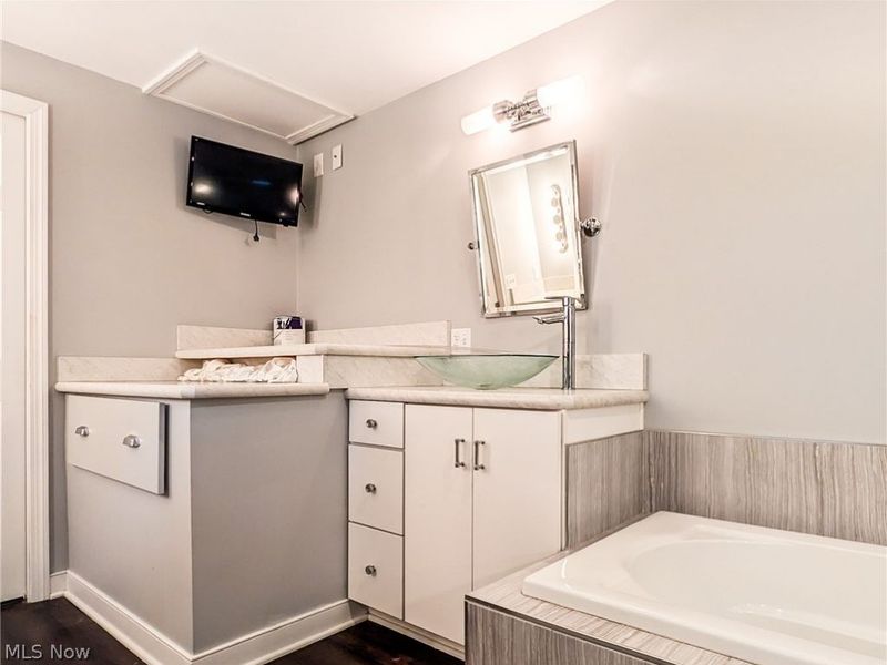 3659 Farnham Street NW, North Canton, OH 44720 Photo 23