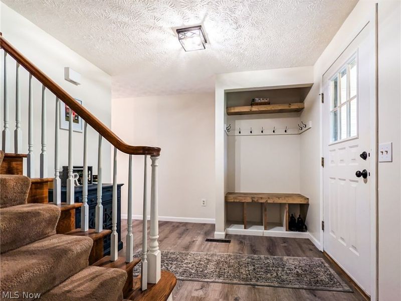 3659 Farnham Street NW, North Canton, OH 44720 Photo 3