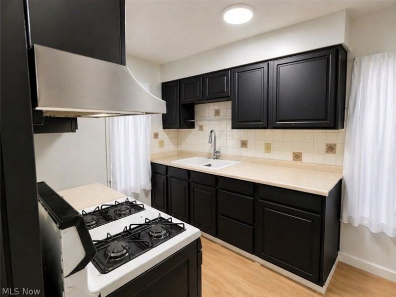 4919 Ridge Road, Brooklyn, OH 44144 Photo 11