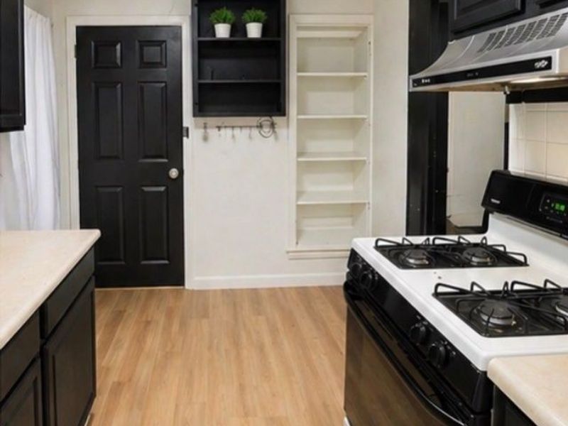 4919 Ridge Road, Brooklyn, OH 44144 Photo 14