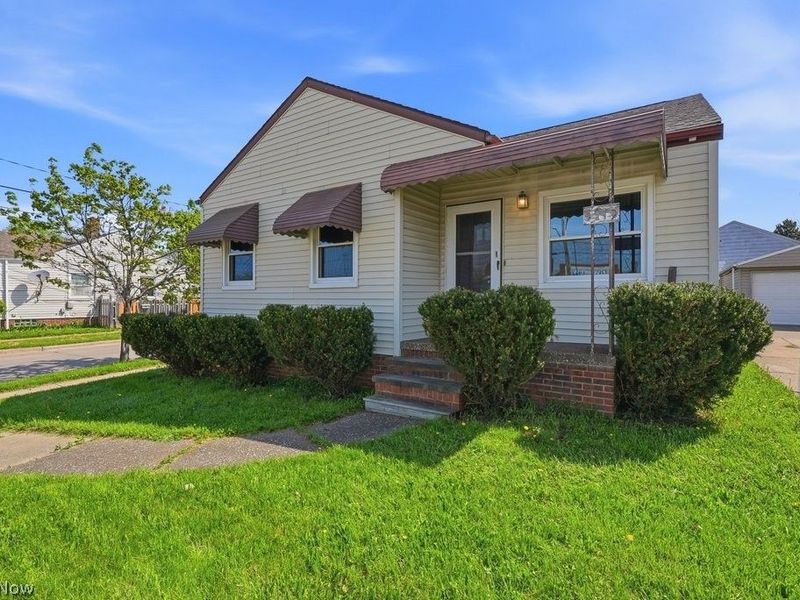 4919 Ridge Road, Brooklyn, OH 44144 Photo 2