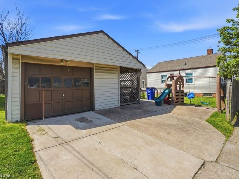 4919 Ridge Road, Brooklyn, OH 44144 Photo 31