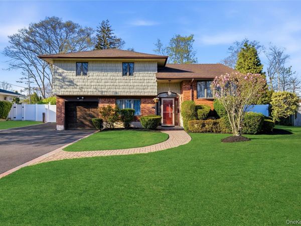 189 Marilynn Street, East Islip, NY 11730