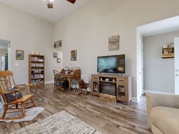 1268 Cardinal Creek Dr , Clarksville, TN 37040