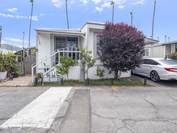 265 Beckwith, Unit 54A, Santa Paula, CA 93060