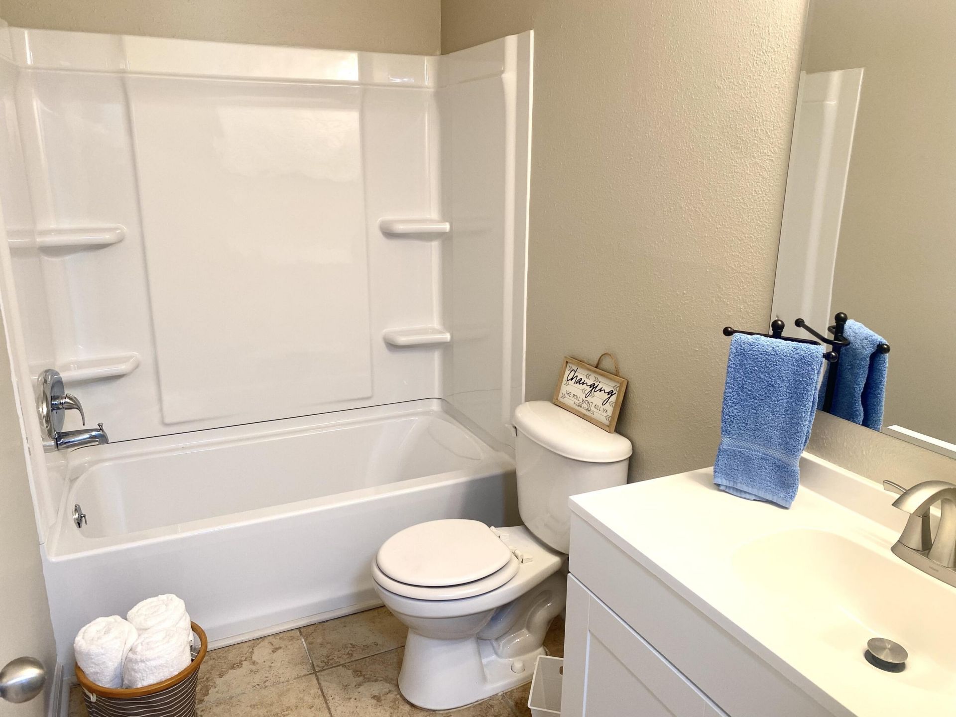 1402 Camp Road Photo 10