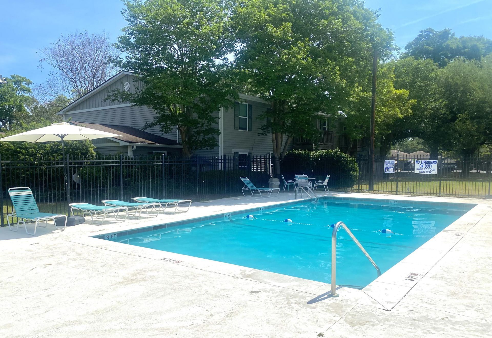 1402 Camp Road Photo 15