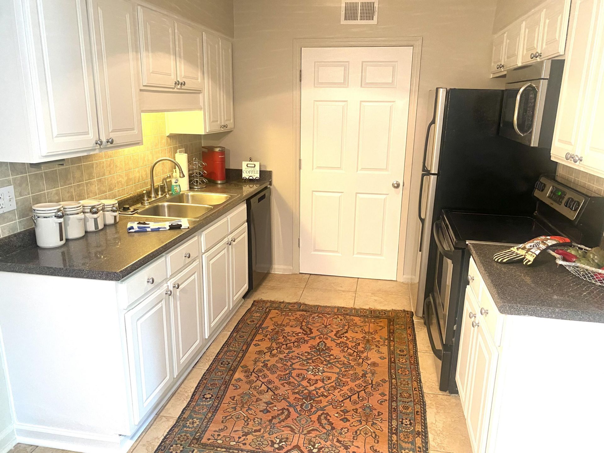 1402 Camp Road Photo 5