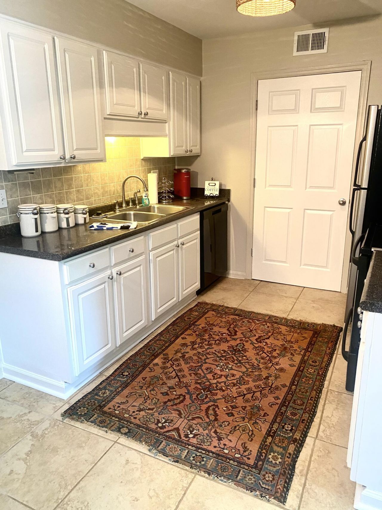 1402 Camp Road Photo 7