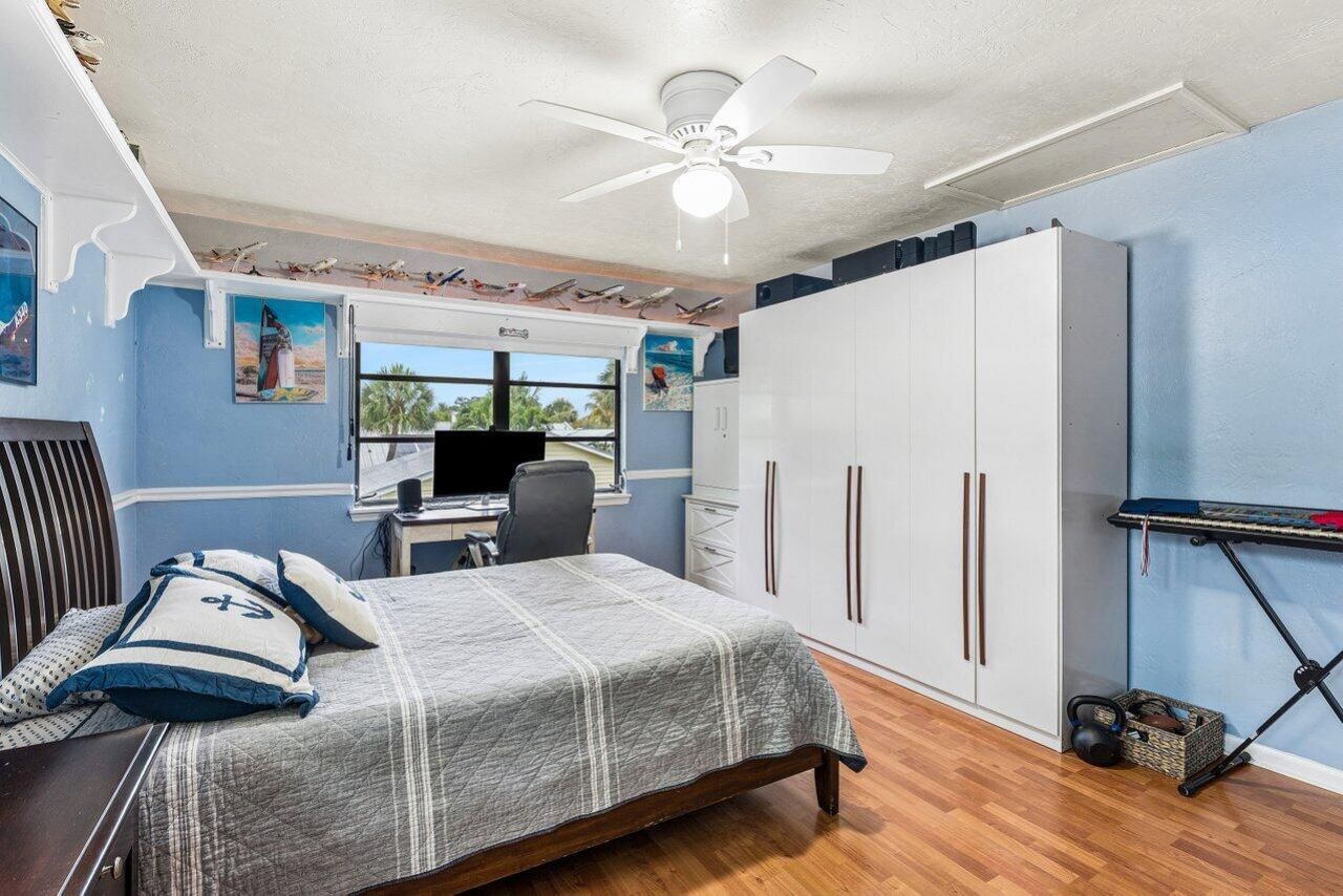 2101 N Palm Circle, North Palm Beach, FL 33408 Photo