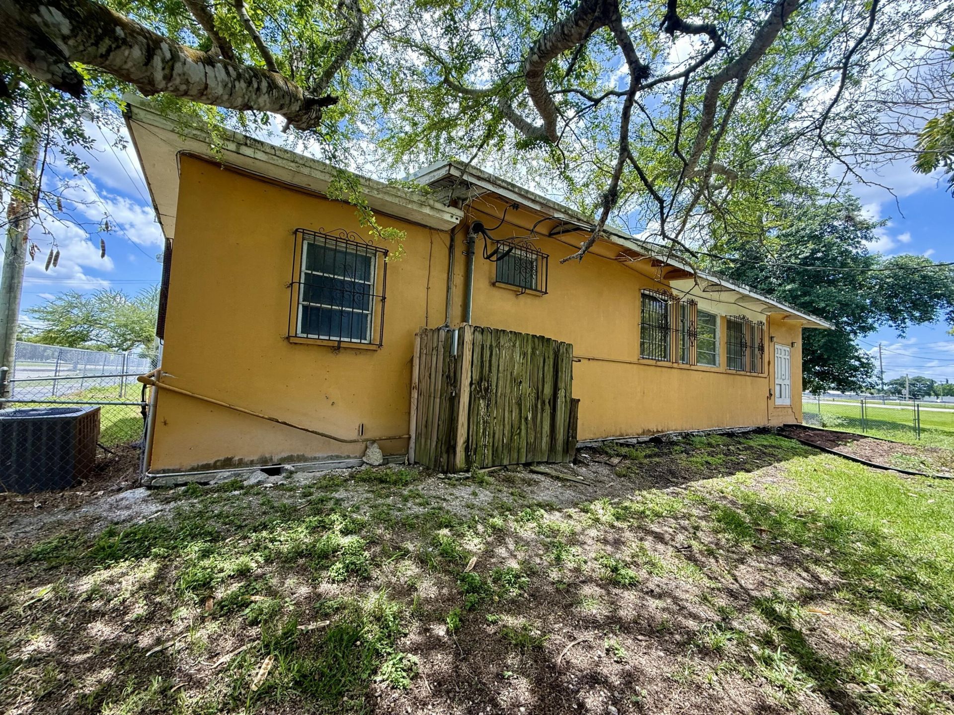 601 W Canal St Street N, Belle Glade, FL 33430 Photo