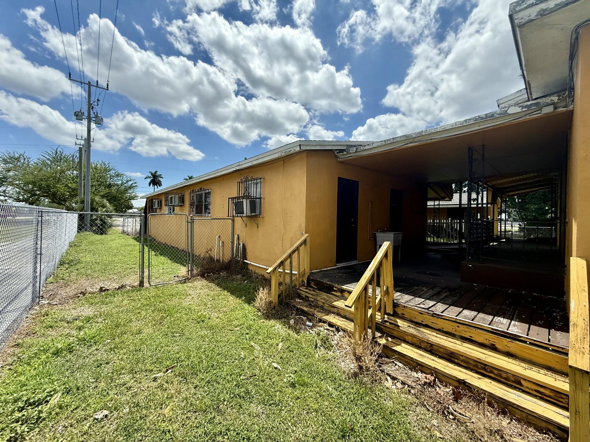 601 W Canal St Street N, Belle Glade, FL 33430 Photo