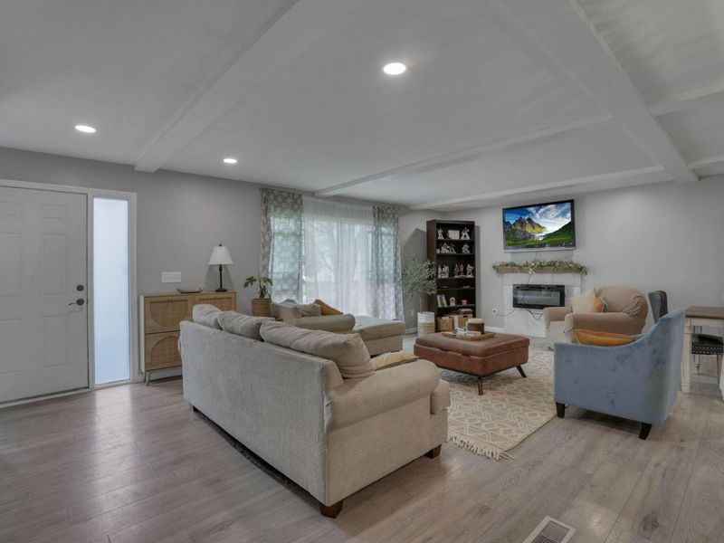 1330 Sequoia Lane, Heath, OH 43056 Photo 10