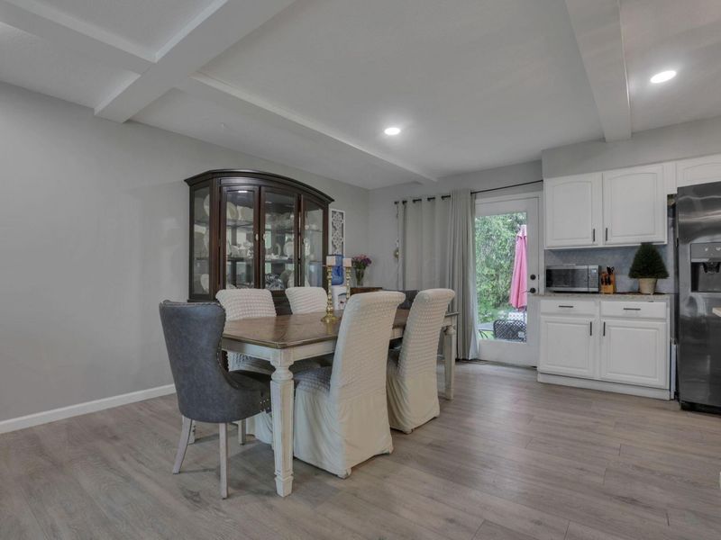 1330 Sequoia Lane, Heath, OH 43056 Photo 14