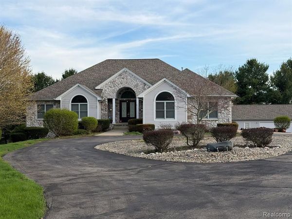 4366 Cordova Drive , York Twp, MI 48160