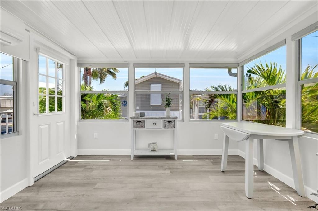 414 Papaya St , Unit 53, Goodland, FL 34140 Photo