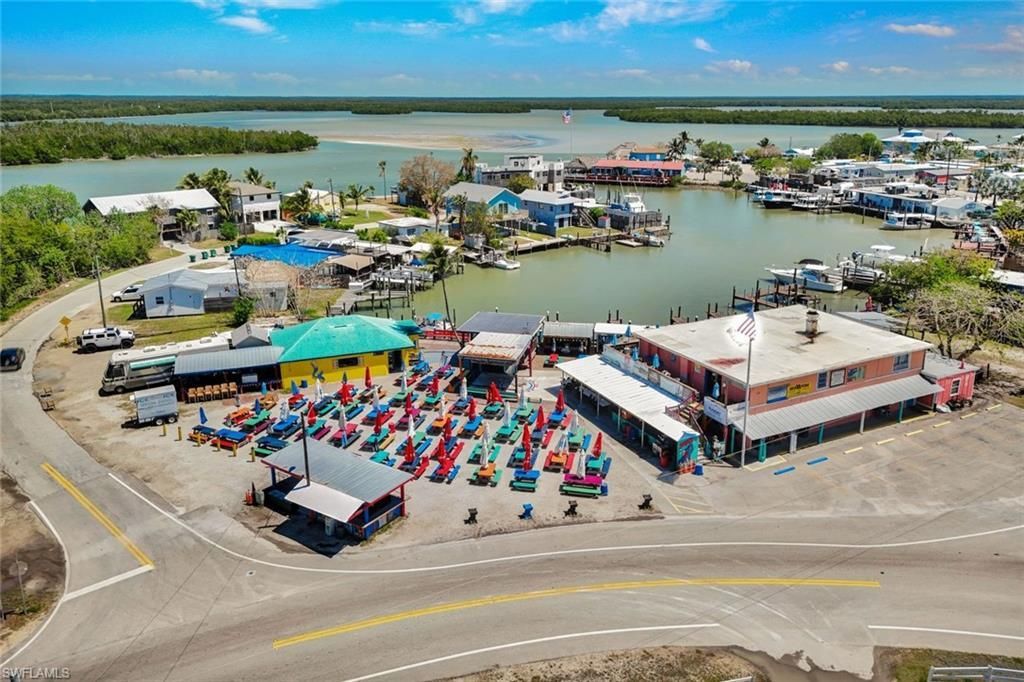 414 Papaya St , Unit 53, Goodland, FL 34140 Photo