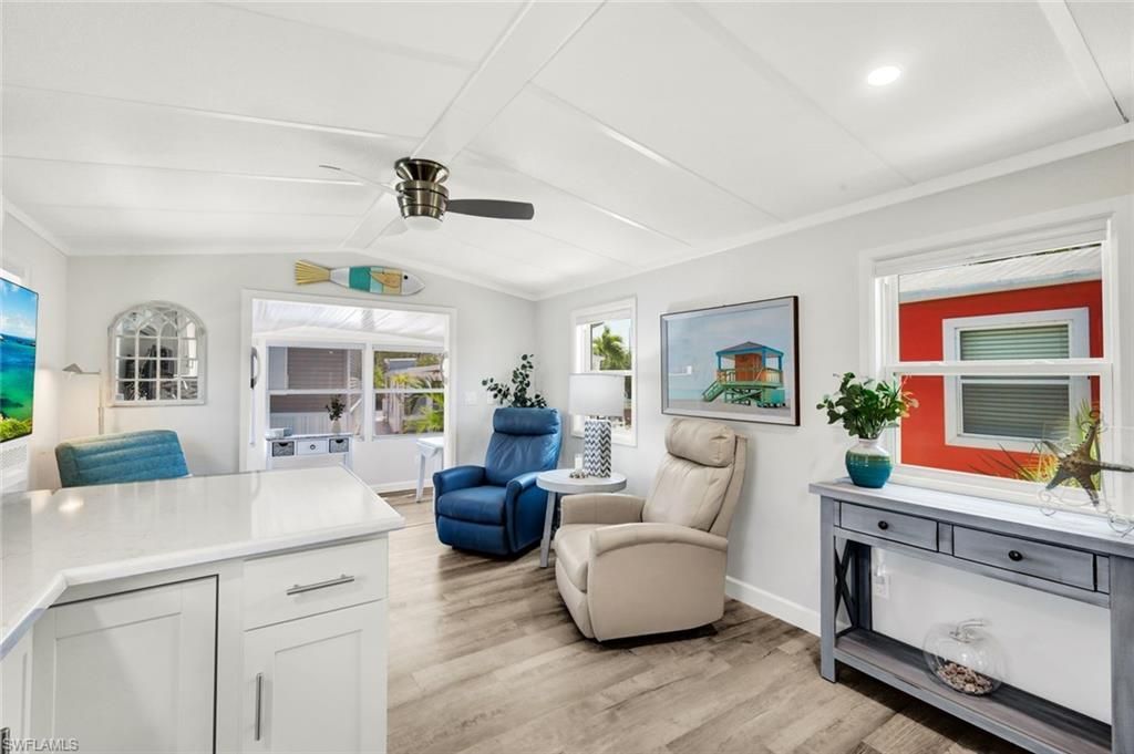 414 Papaya St , Unit 53, Goodland, FL 34140 Photo