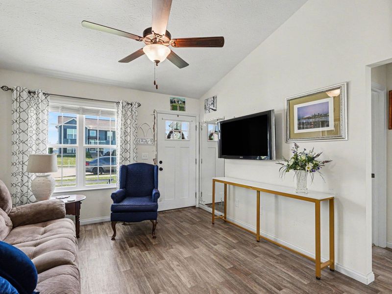 520 Summer Pointe Drive, Walton, KY 41094 Photo 5