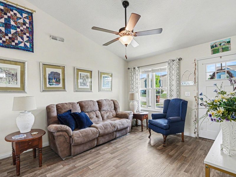 520 Summer Pointe Drive, Walton, KY 41094 Photo 6