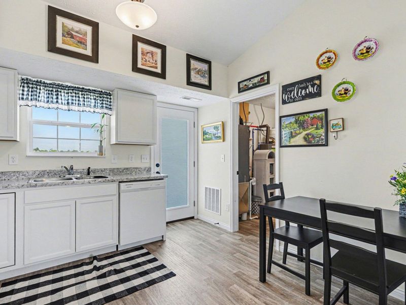 520 Summer Pointe Drive, Walton, KY 41094 Photo 8