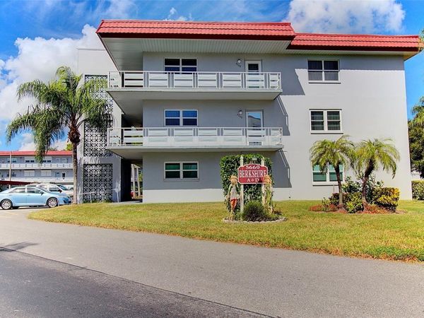 5660 80TH STREET N, Unit B107, ST PETERSBURG, FL 33709