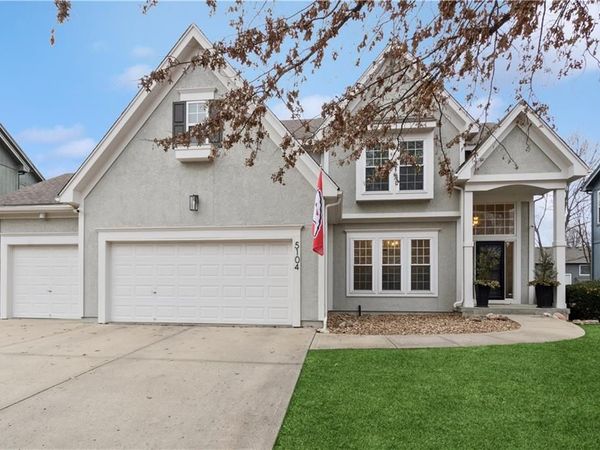 5104 W 158th Street, Overland Park, KS 66224