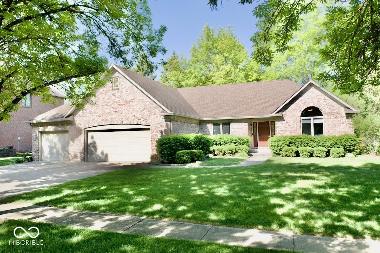1456 Bent Tree Place, Greenwood, IN 46143 Main Photo