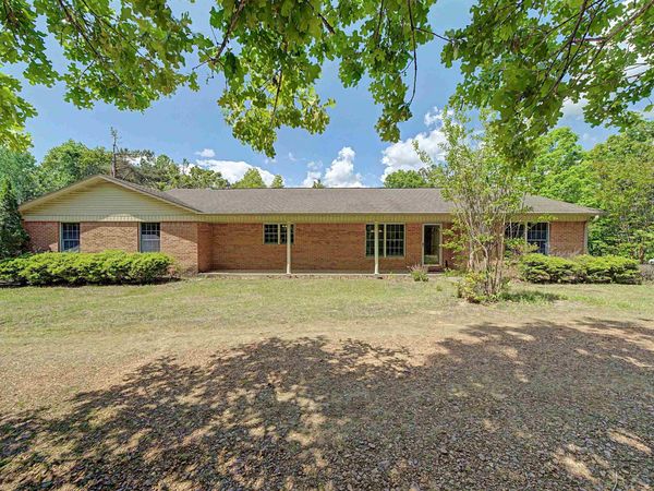 162 LAWTON RD, Stantonville, TN 38379