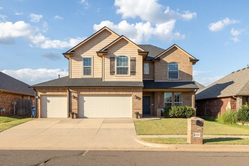 2325 NW 154th Street, Edmond, OK 73013 Main Photo