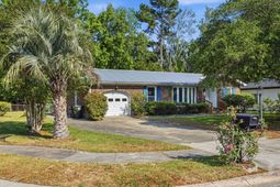 226 Loblolly Circle photo 4