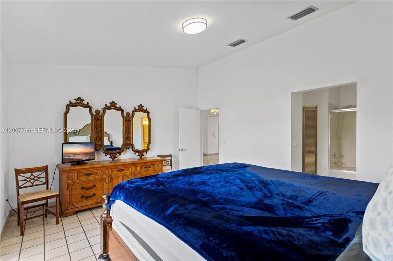 6450 SW 13th St, Plantation, FL 33317 Photo