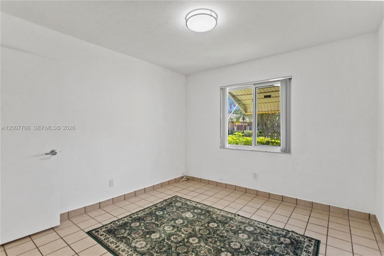 6450 SW 13th St, Plantation, FL 33317 Photo