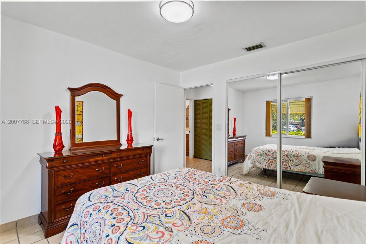 6450 SW 13th St, Plantation, FL 33317 Photo