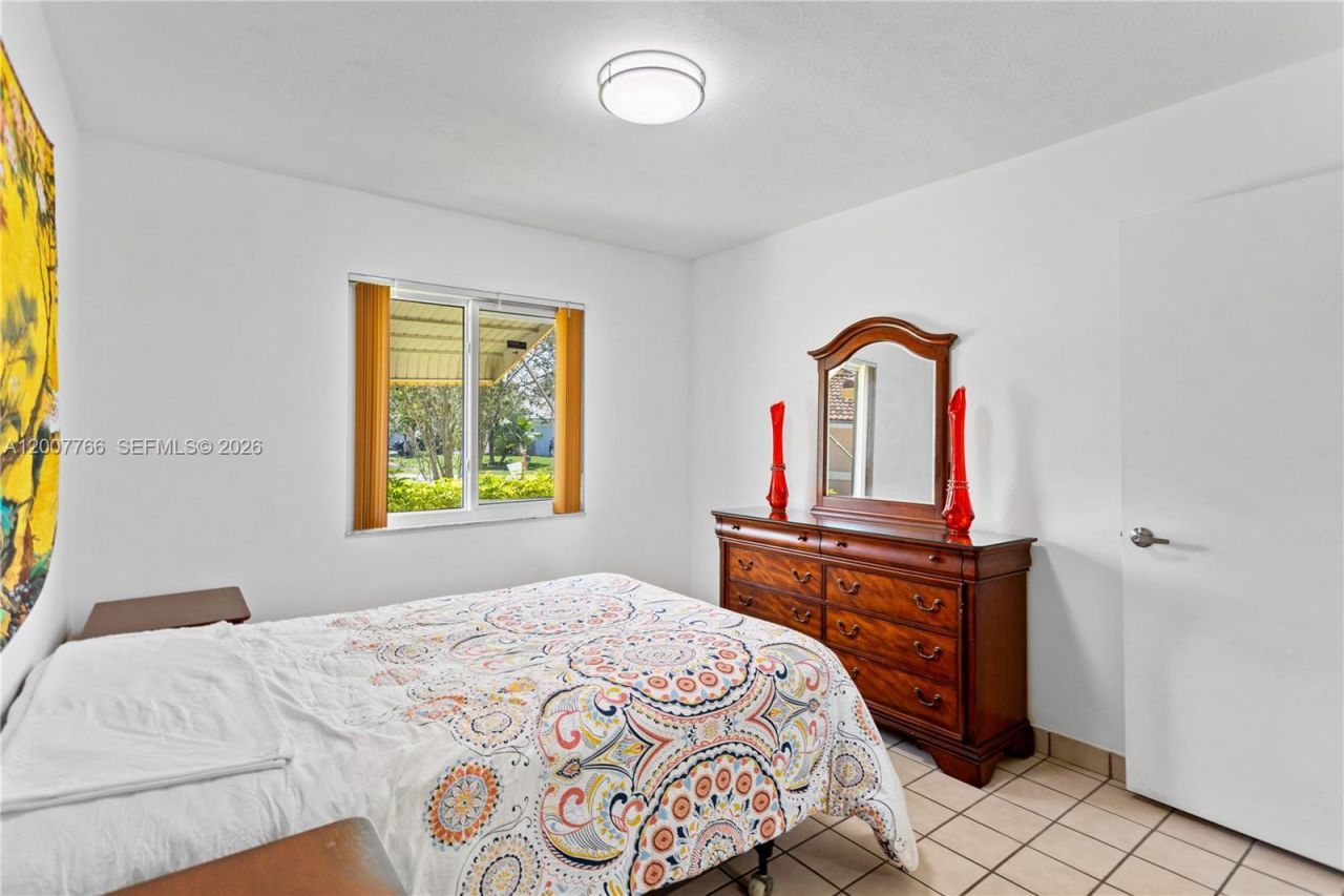 6450 SW 13th St, Plantation, FL 33317 Photo