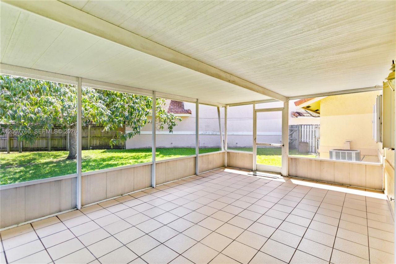 6450 SW 13th St, Plantation, FL 33317 Photo