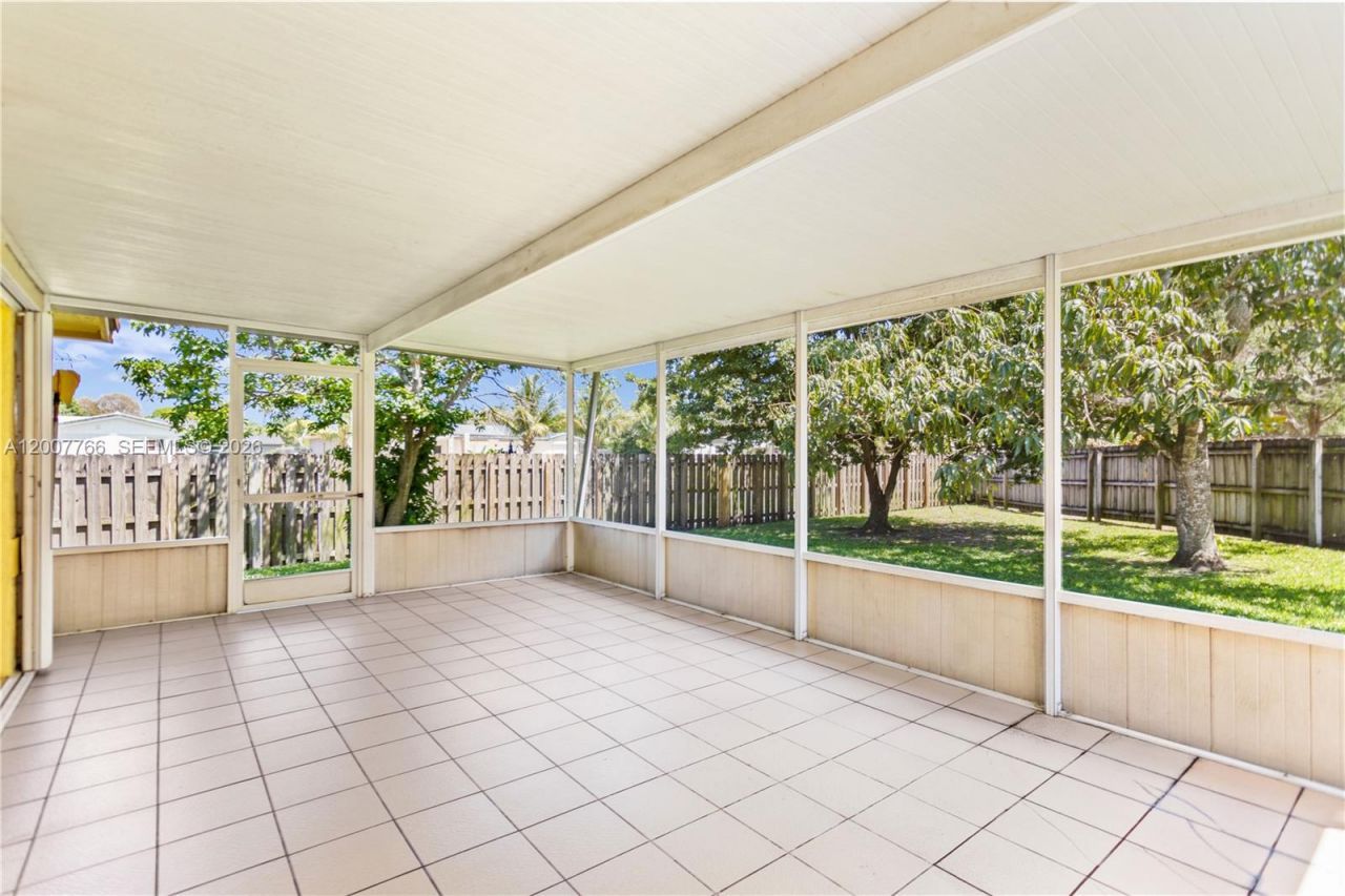 6450 SW 13th St, Plantation, FL 33317 Photo