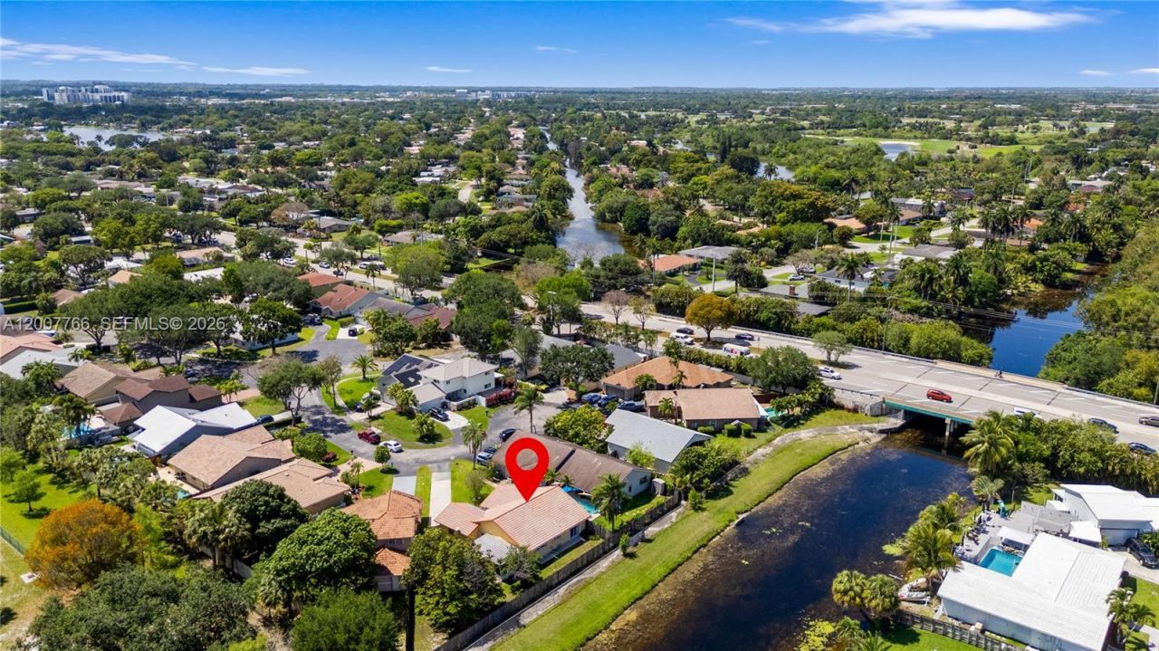6450 SW 13th St, Plantation, FL 33317 Photo