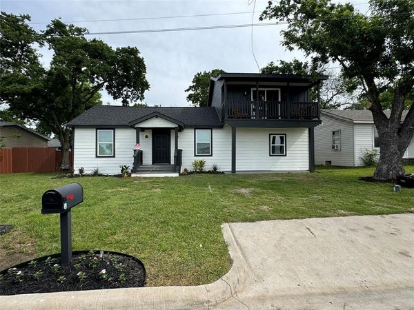 513 W South Street , Whitesboro, TX 76273