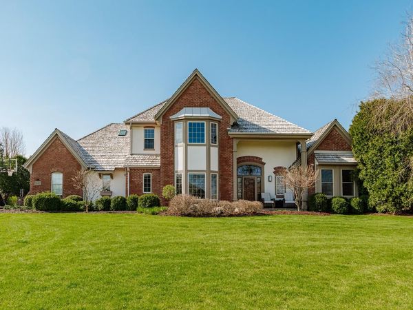 19385 Hayden COURT, Brookfield, WI 53045