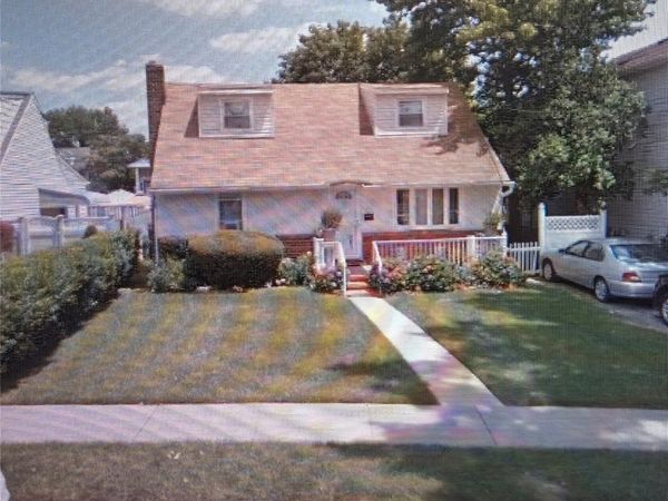 201 Benson Avenue , Elmont, NY 11003