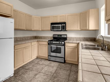 335 Dawson Jacob Lane, Reno, NV 89503 Photo