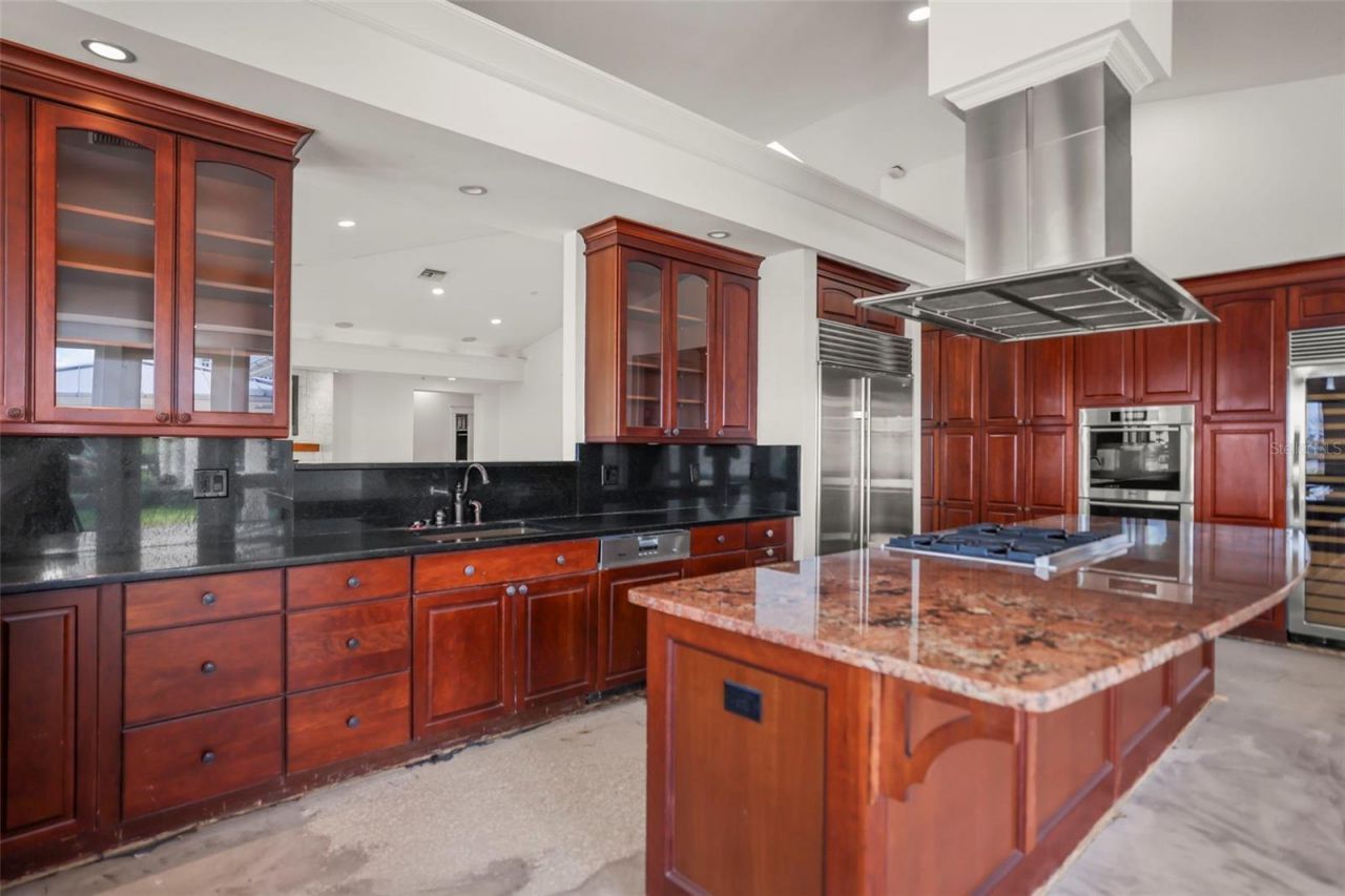 1721 Gulf Road, Tarpon Springs, FL 34689 Photo