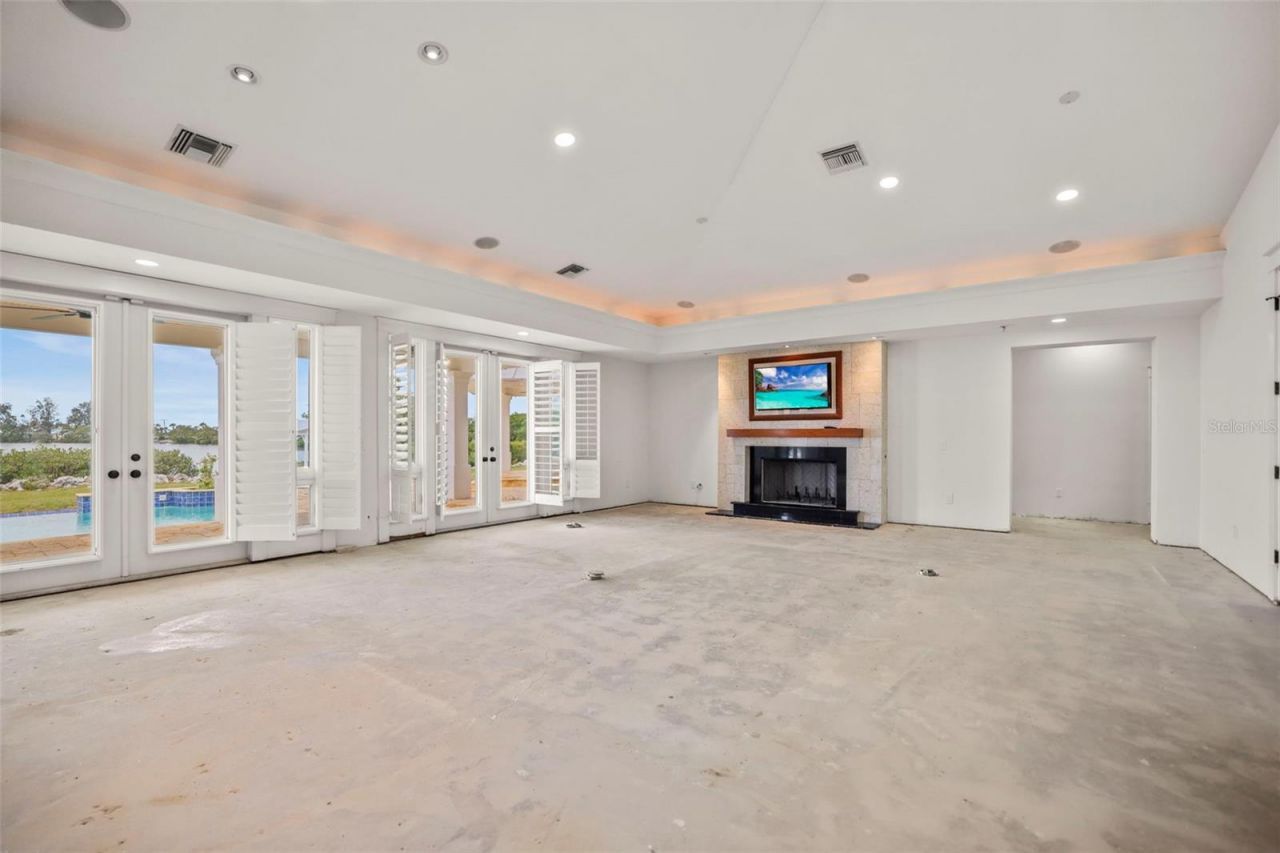 1721 Gulf Road, Tarpon Springs, FL 34689 Photo
