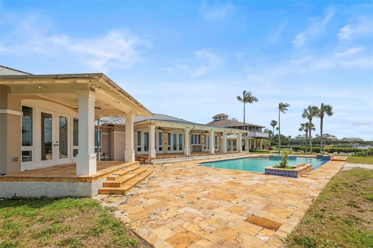 1721 Gulf Road, Tarpon Springs, FL 34689 Photo
